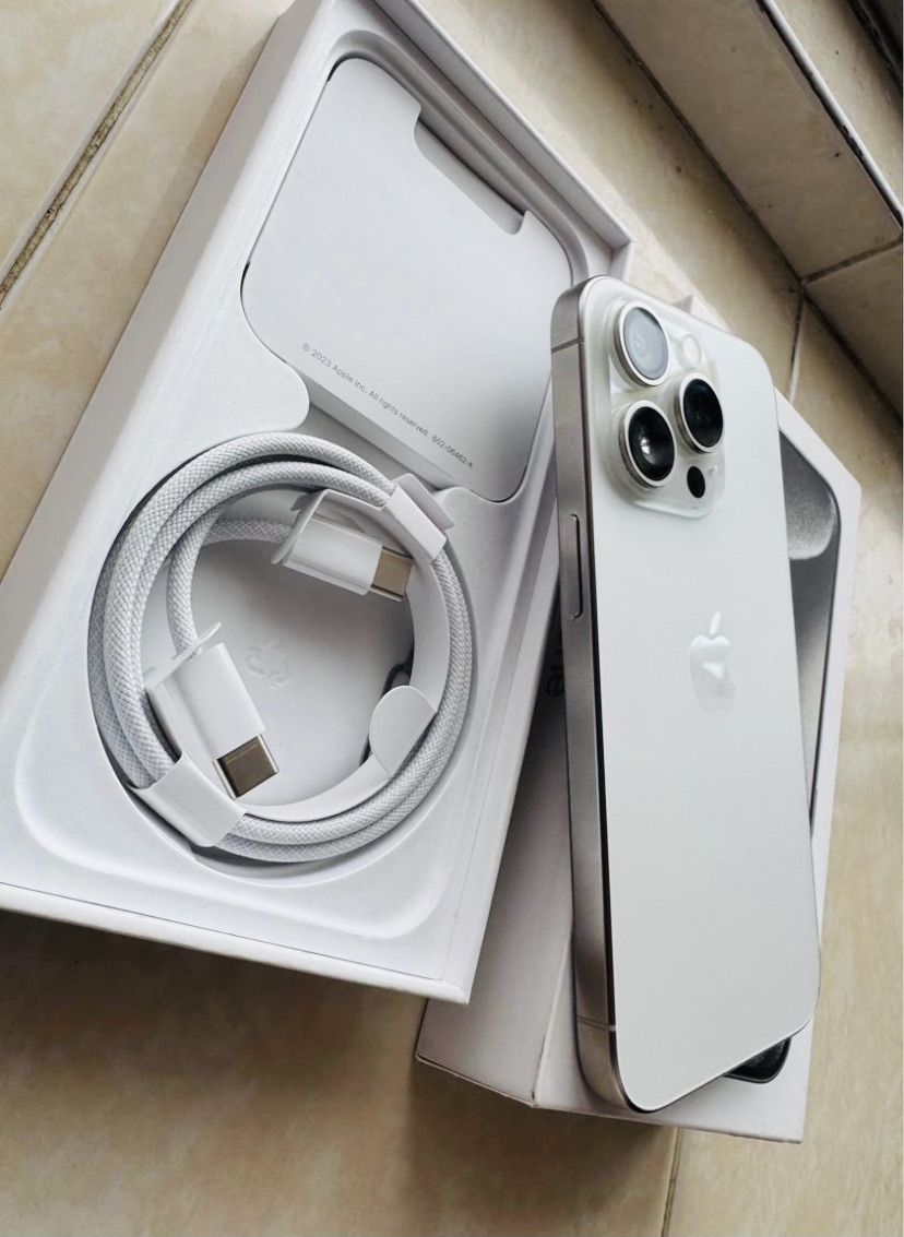 Apple iPhone 16 Pro, Unlocked, A+ Grade Pre-owned/Used, LL/A & European Specs - Image 6