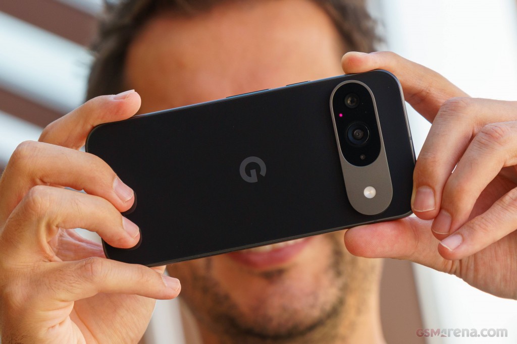 Google Pixel 9, Unlocked, A+ Grade Pre-owned/used - Image 11