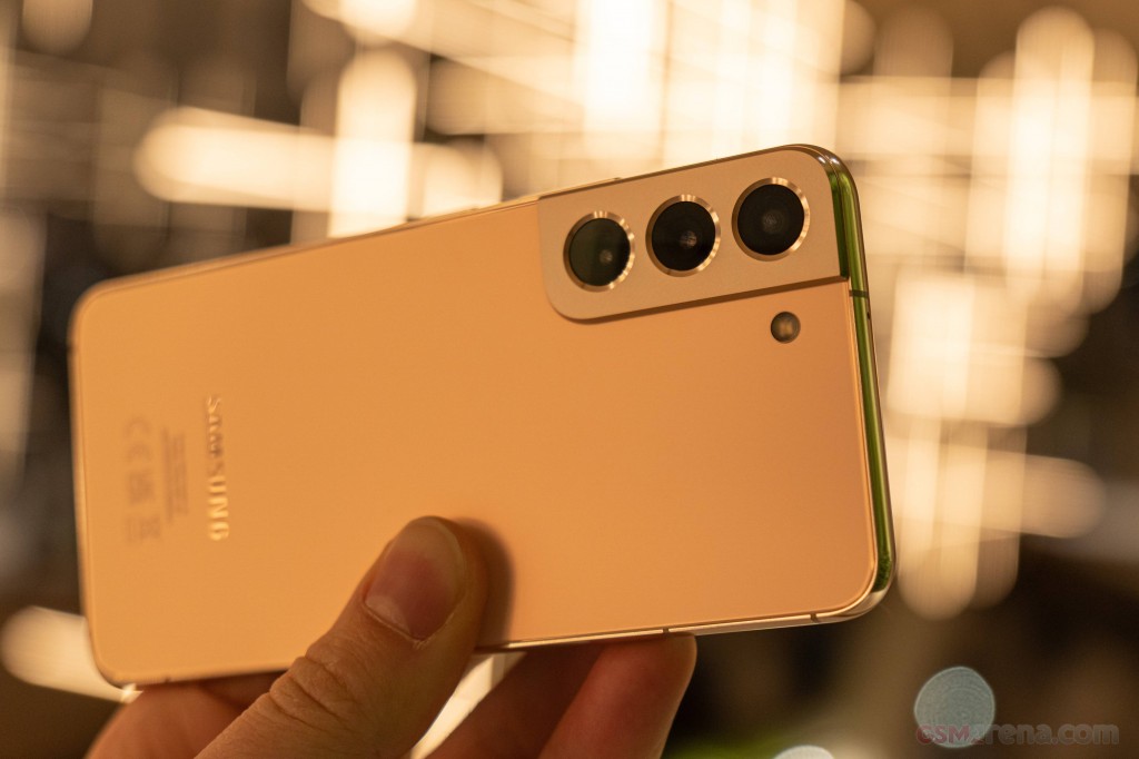 Samsung Galaxy S22, Box Pack, A+ Grade, Brand New - Image 8