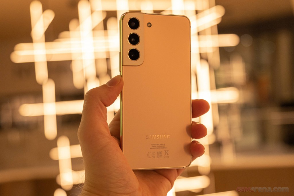 Samsung Galaxy S22, Box Pack, A+ Grade, Brand New - Image 10